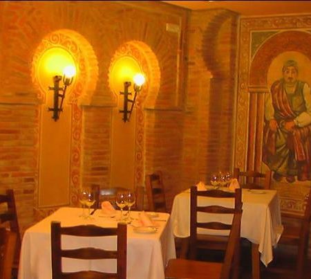 Hospederia Fernando I Hotell León Exteriör bild
